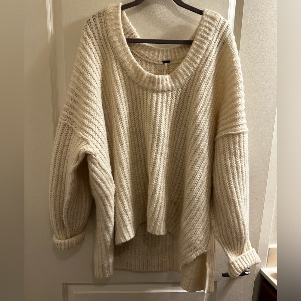 Free People XL Oversized Chunky Cream Sweater